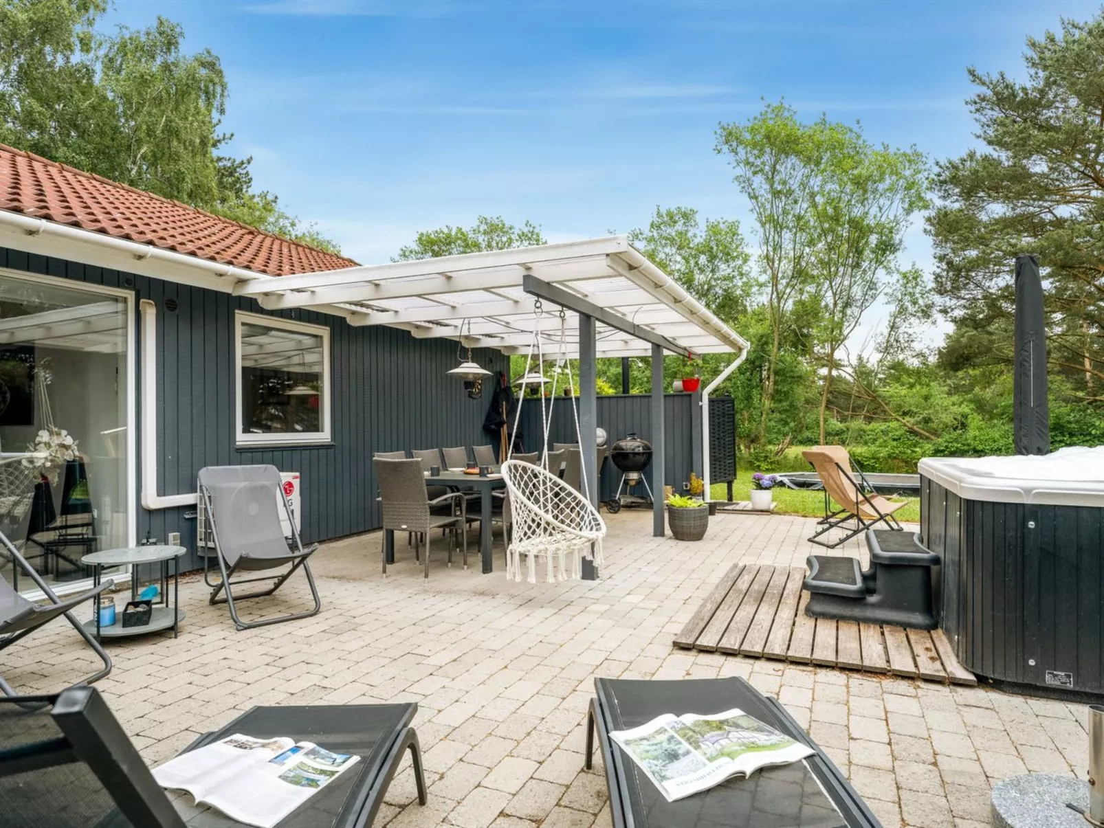 "Sverker" - 300m from the sea-Draußen