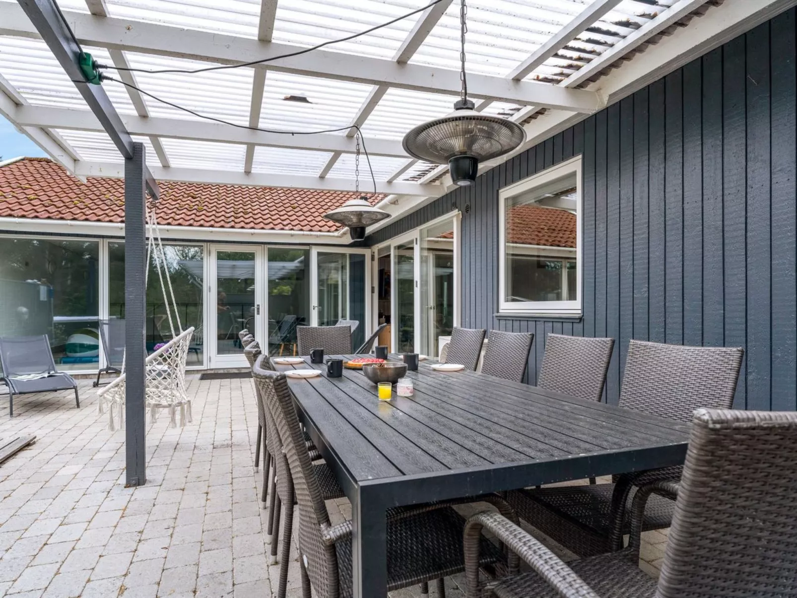 "Sverker" - 300m from the sea-Draußen