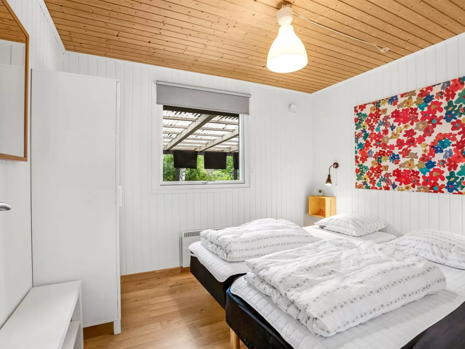 "Sverker" - 300m from the sea-Drinnen