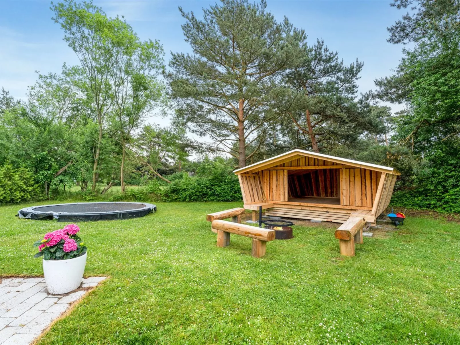"Sverker" - 300m from the sea-Draußen