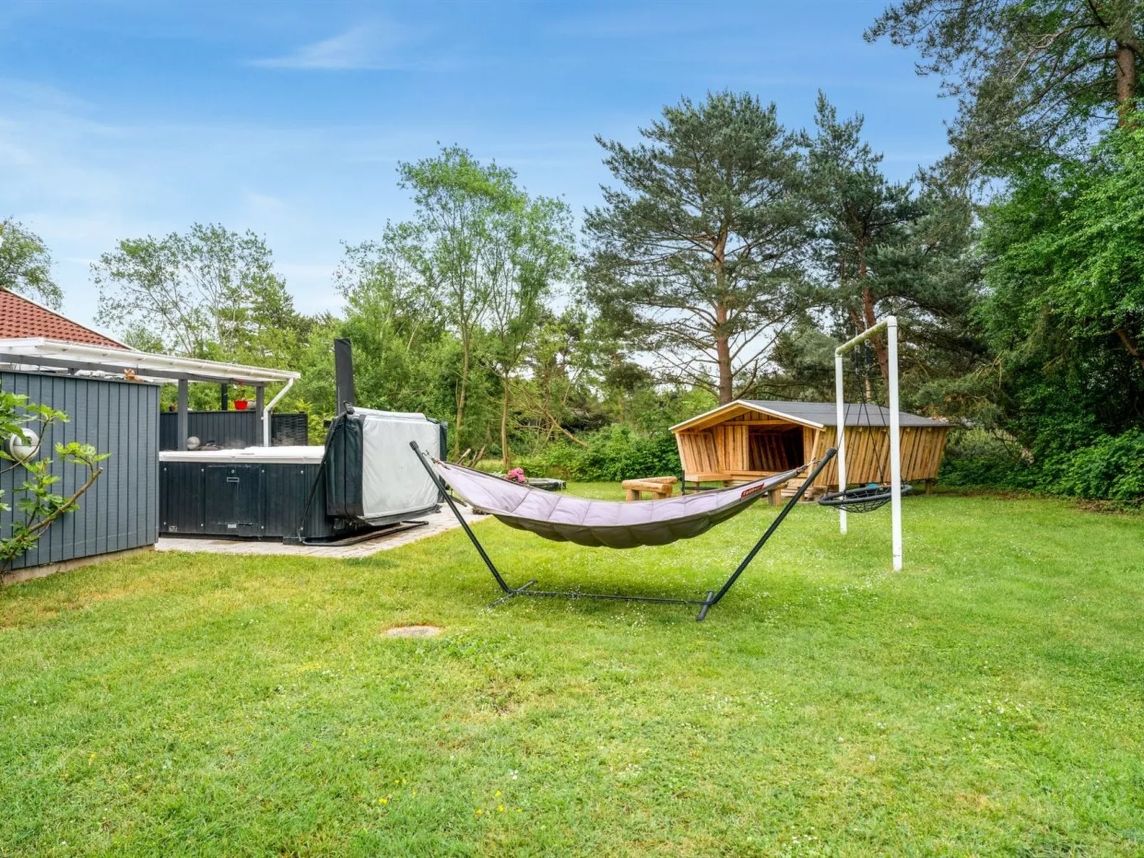 "Sverker" - 300m from the sea-Draußen