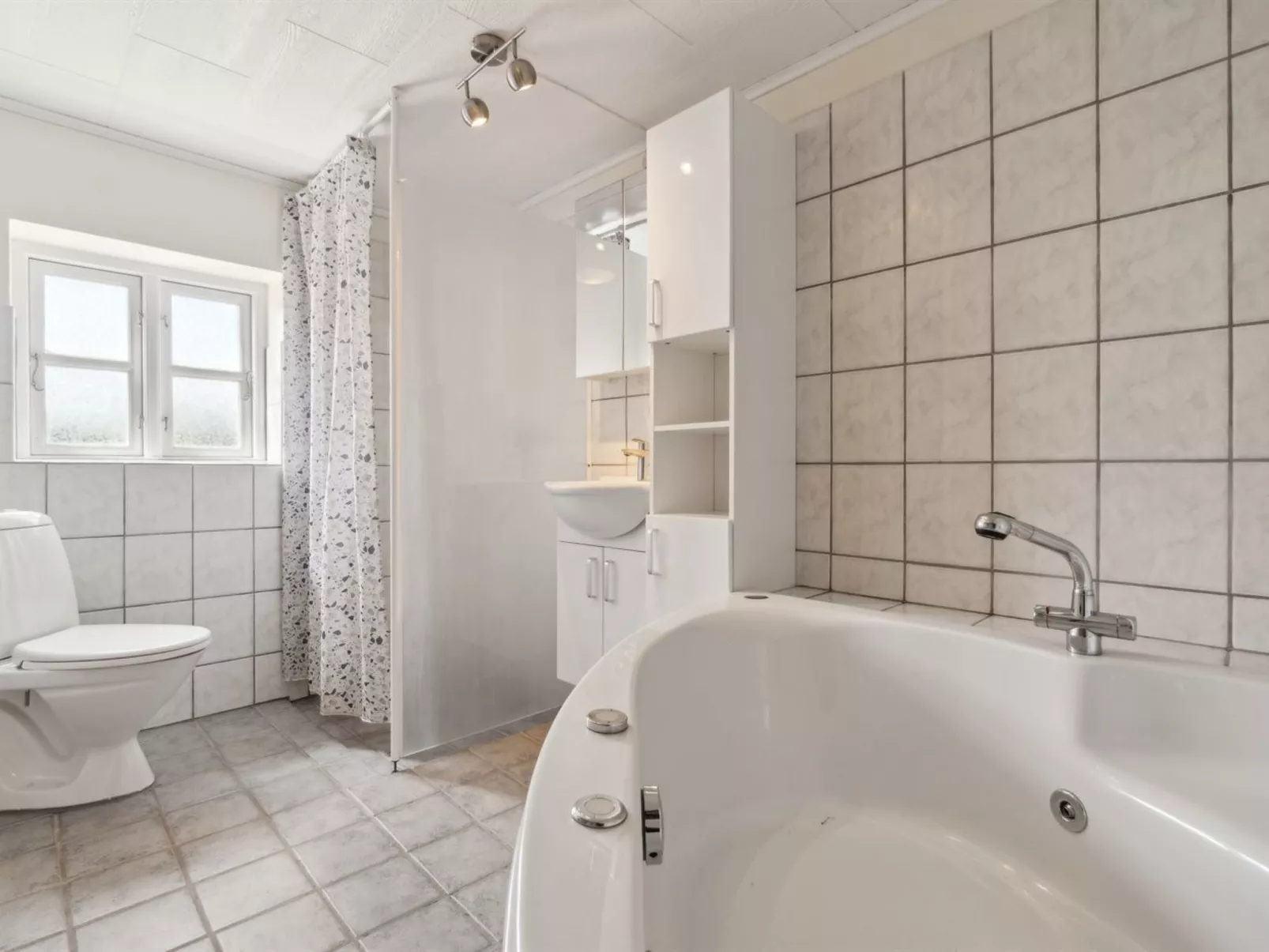 "Ieva" - 3.9km from the sea-Inside