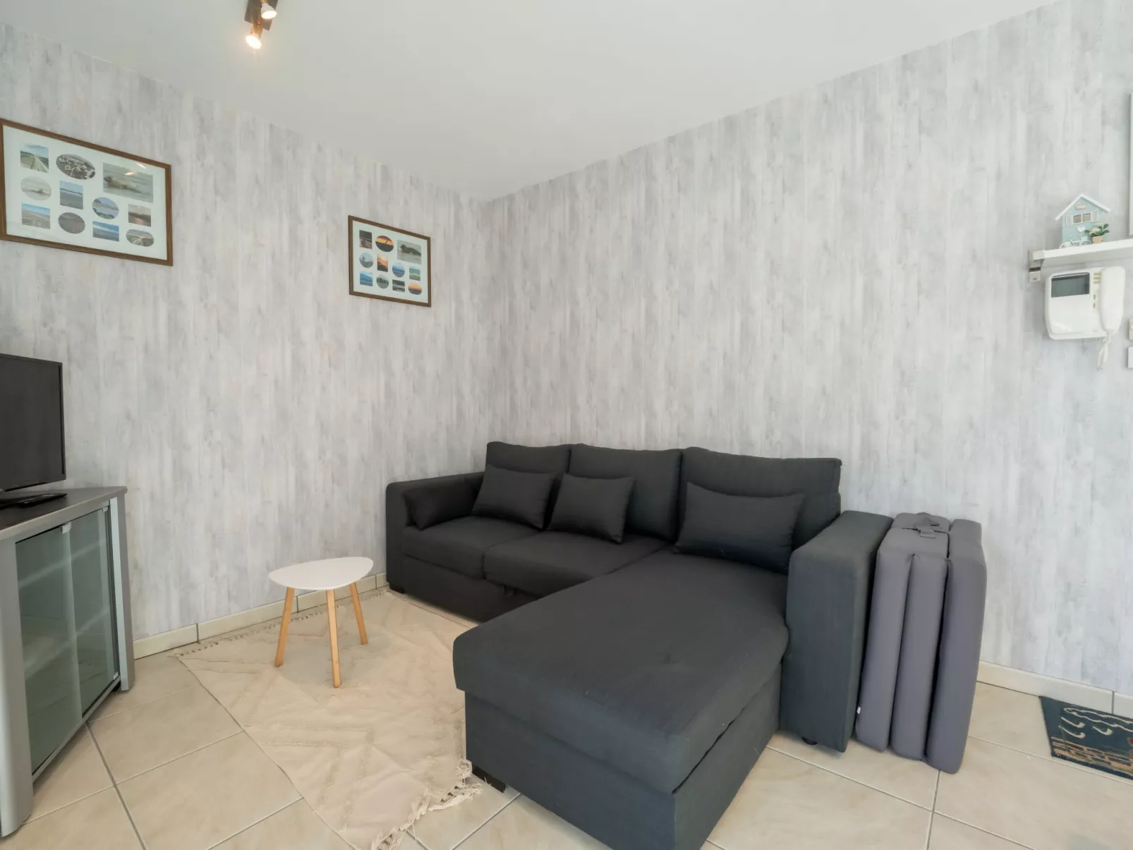 Green Garden Q17 - 203 with shared pool-Inside