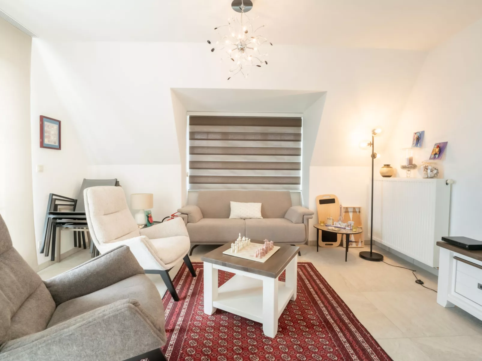 Cosy - bright top floor appartment-Inside