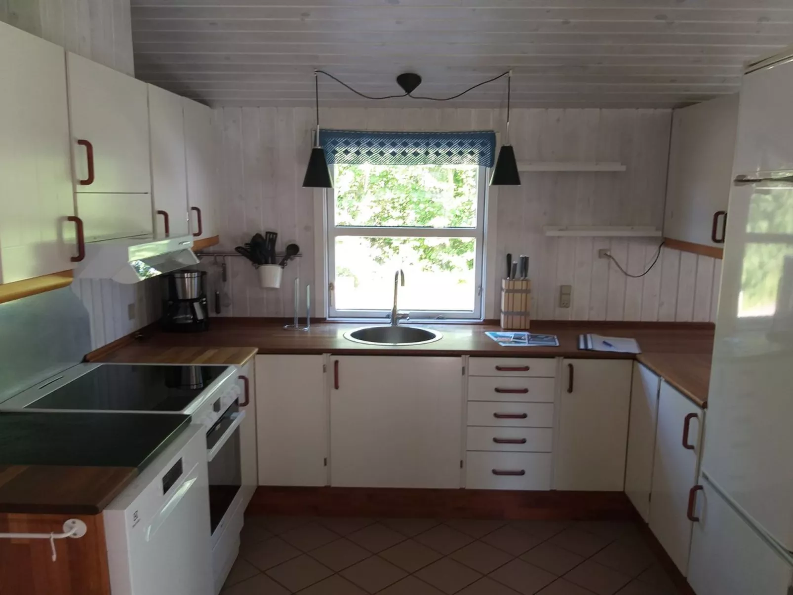 "Olli" - 600m from the sea-Inside