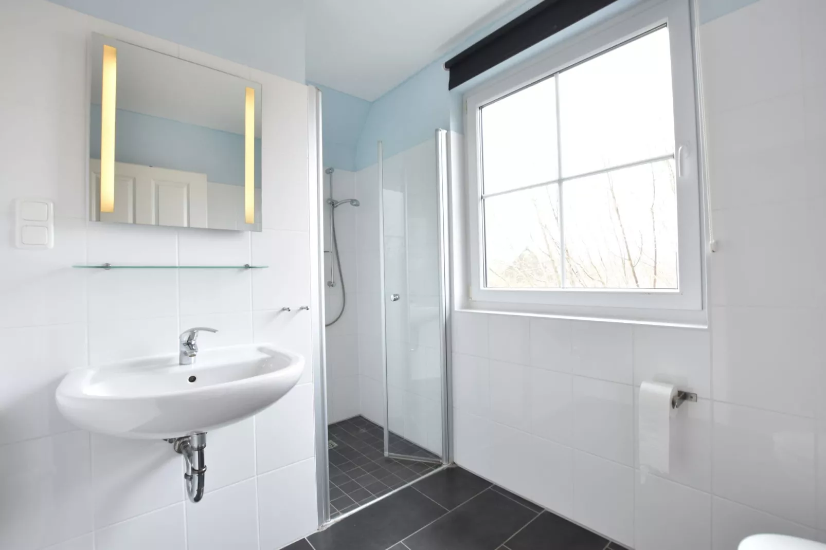 Jojohus - Obergeschoss mit Balkon-Bathroom