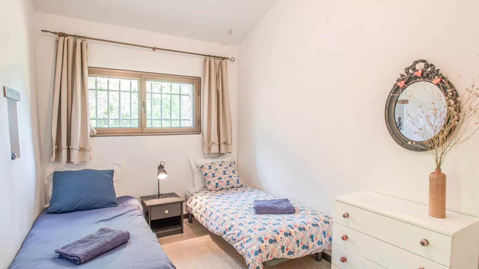 Butterfly-Bedroom