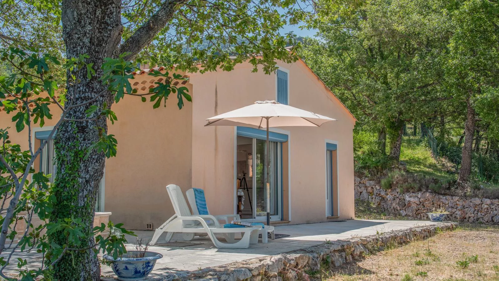 Verdon-Exterior summer