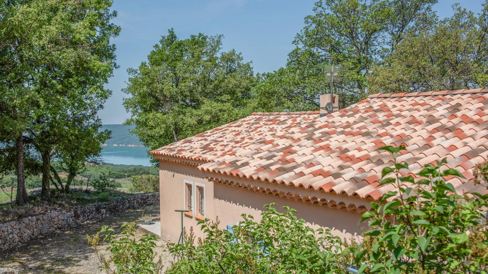 Verdon-Exterior summer