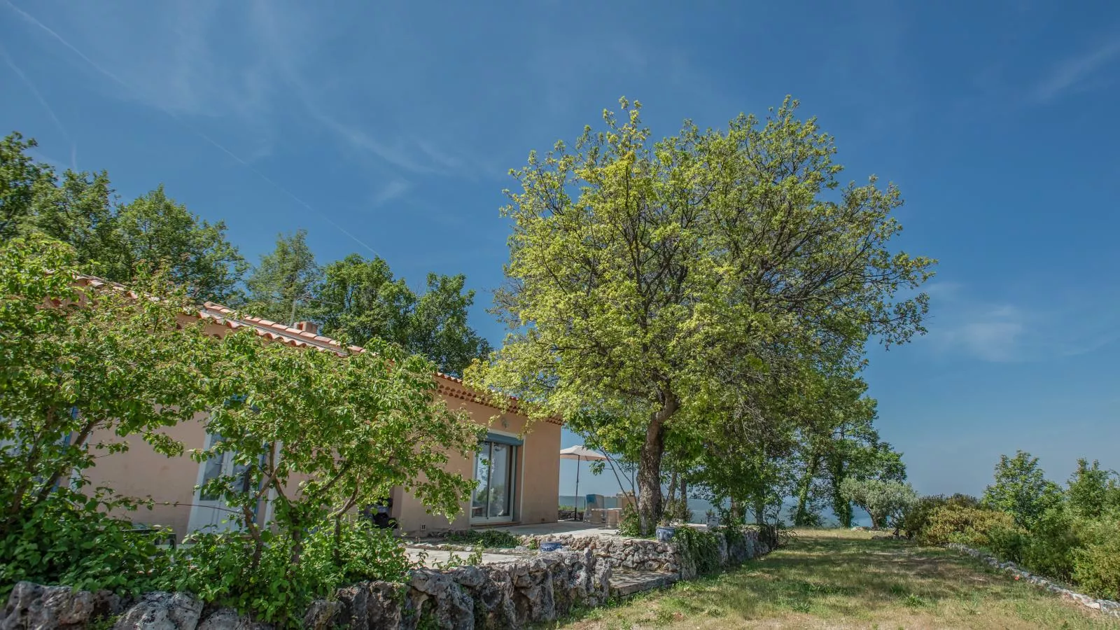 Verdon-Gardens summer
