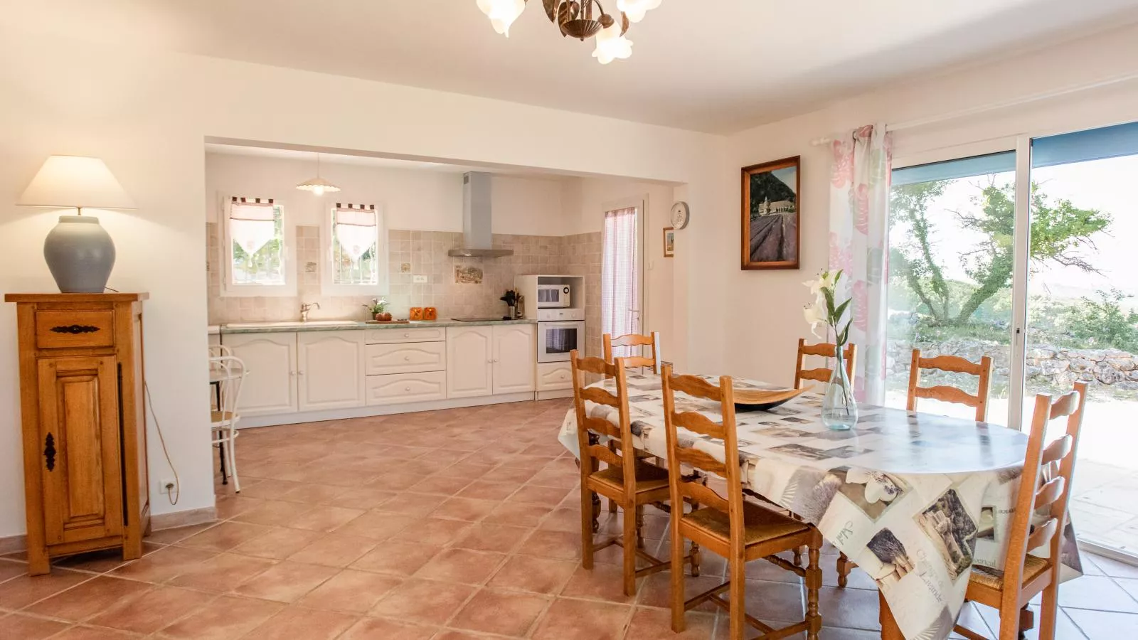 Verdon-Dining room