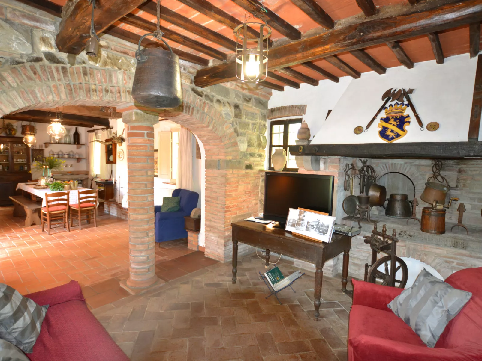 Podere Rasenna-Inside