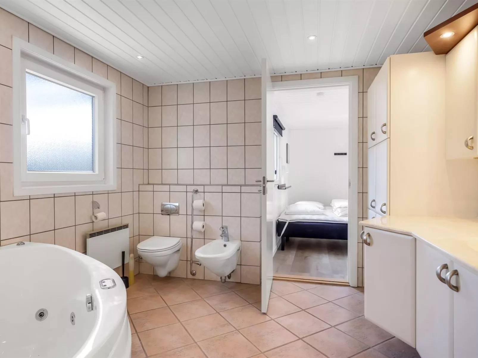 "Myrte" - 300m from the sea-Inside