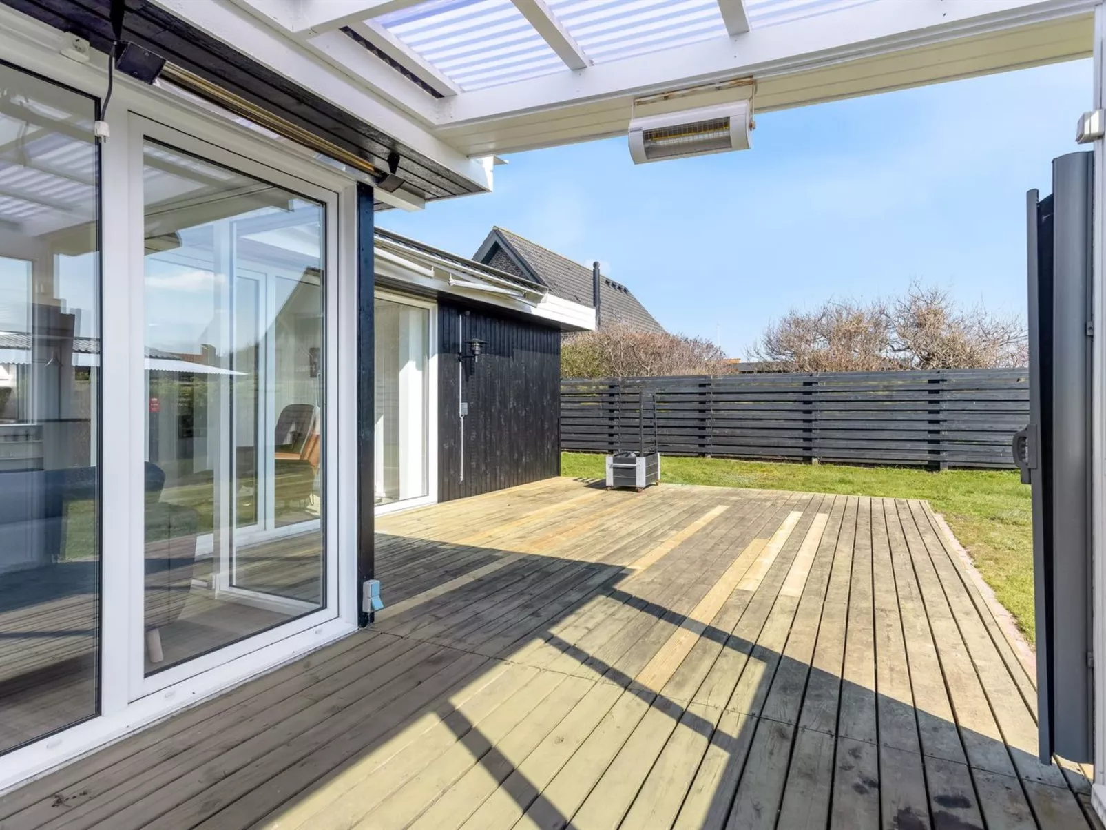 "Myrte" - 300m from the sea-Outside