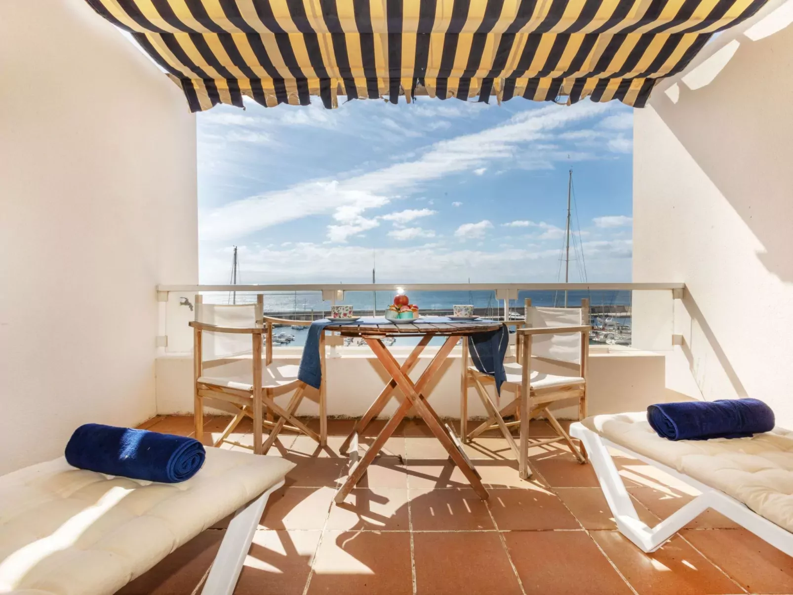 Triplex Mare Nostrum-Inside