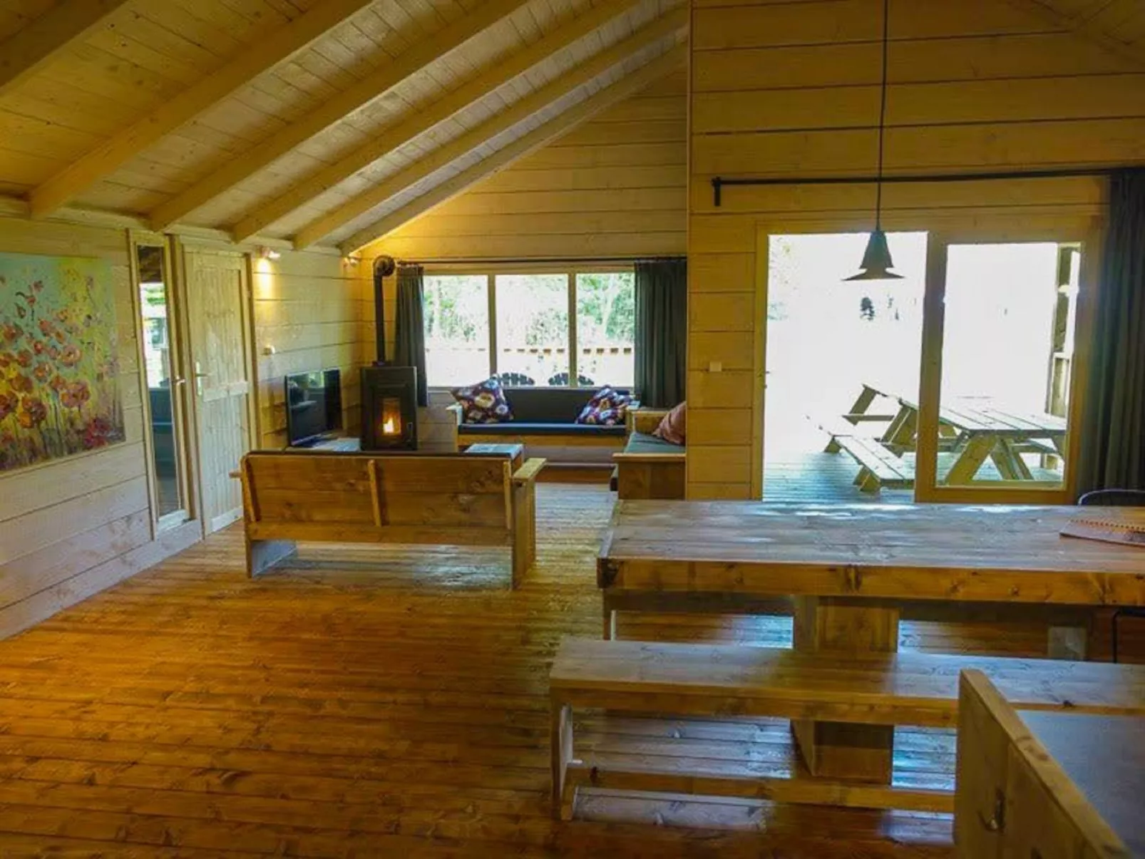 Glamping family lodge 10-Inside