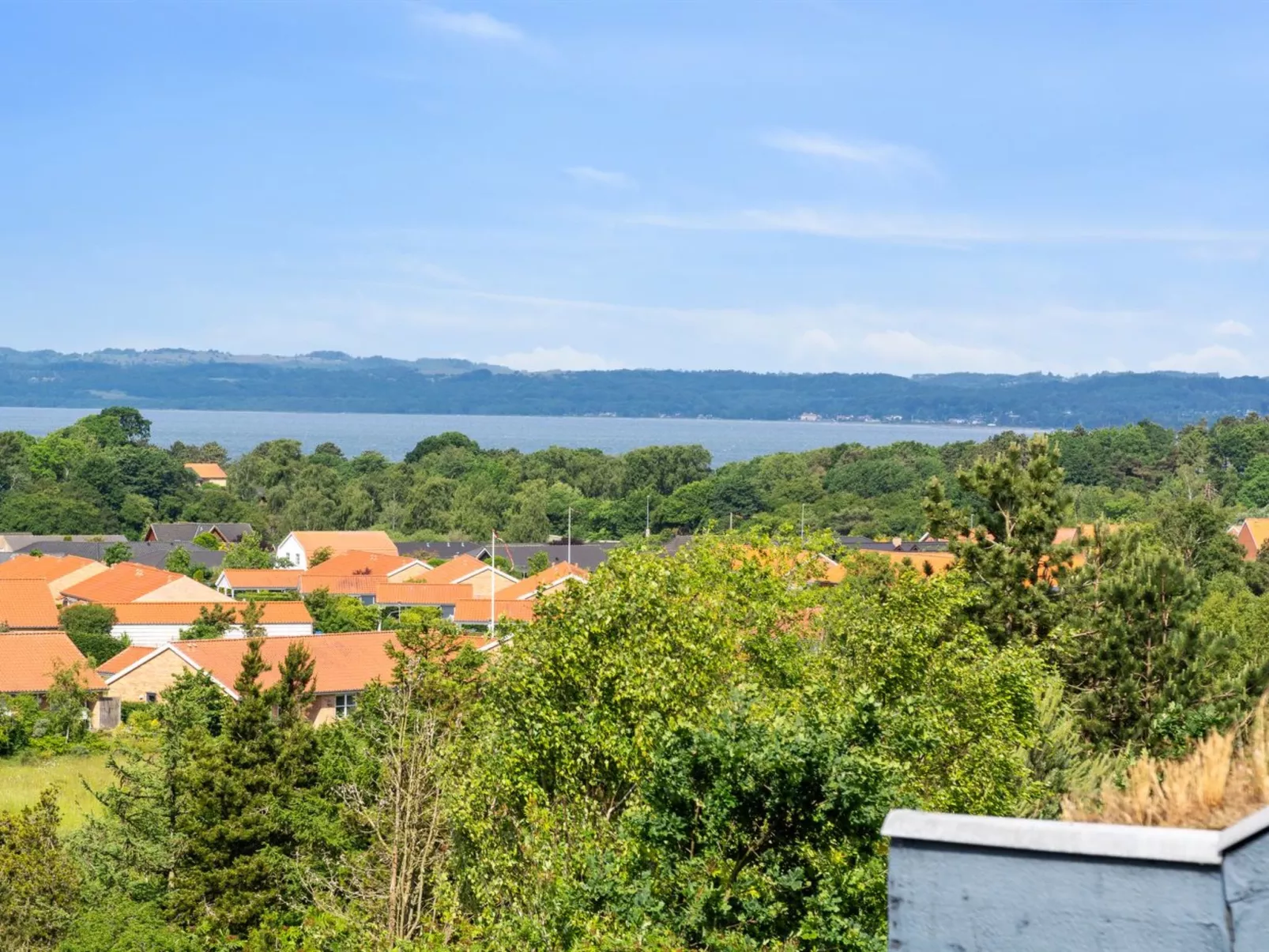 "Lynne" - 1km from the sea-Outside