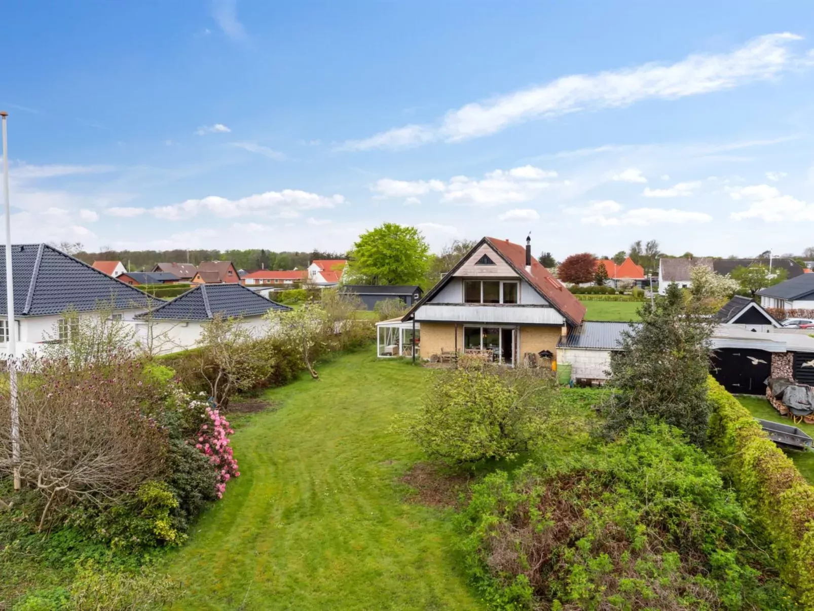 "Othinkarl" - 1km from the sea-Outside
