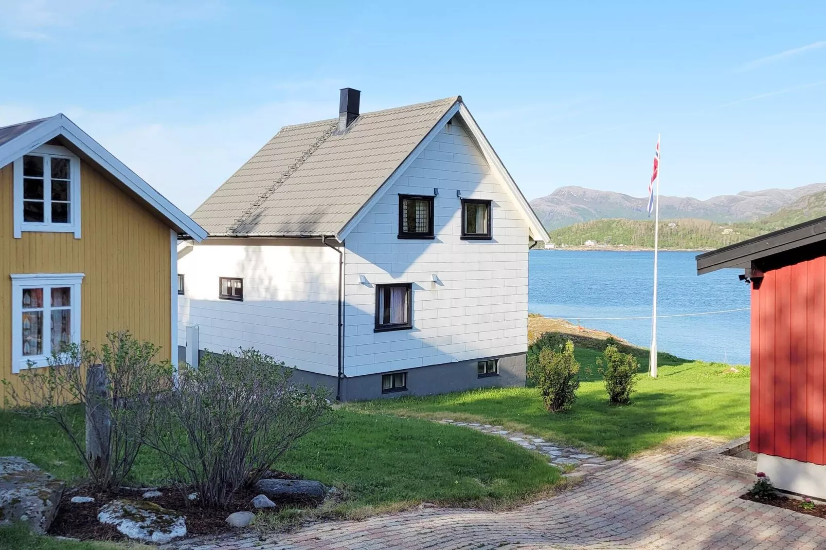 6 person holiday home in Sandhornøy-Outdoor