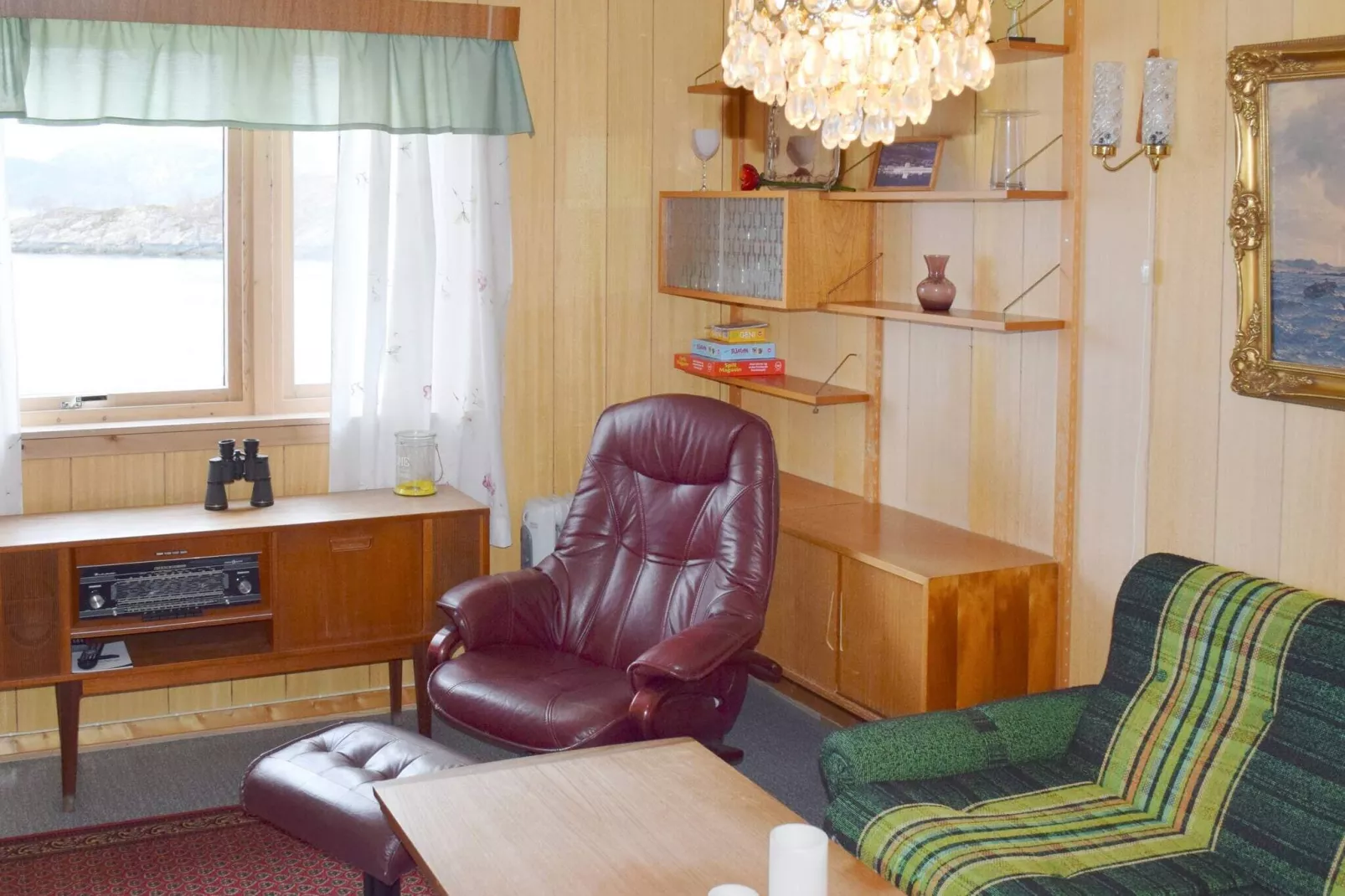 6 Personen Ferienhaus in Sandhornøy