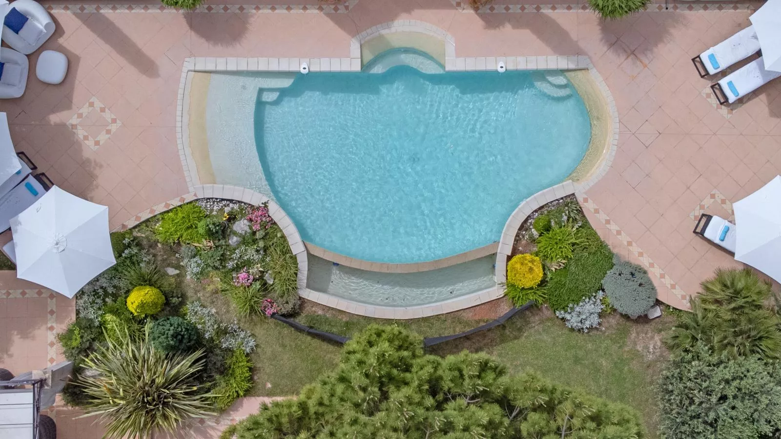 La Sarrazine-Pool