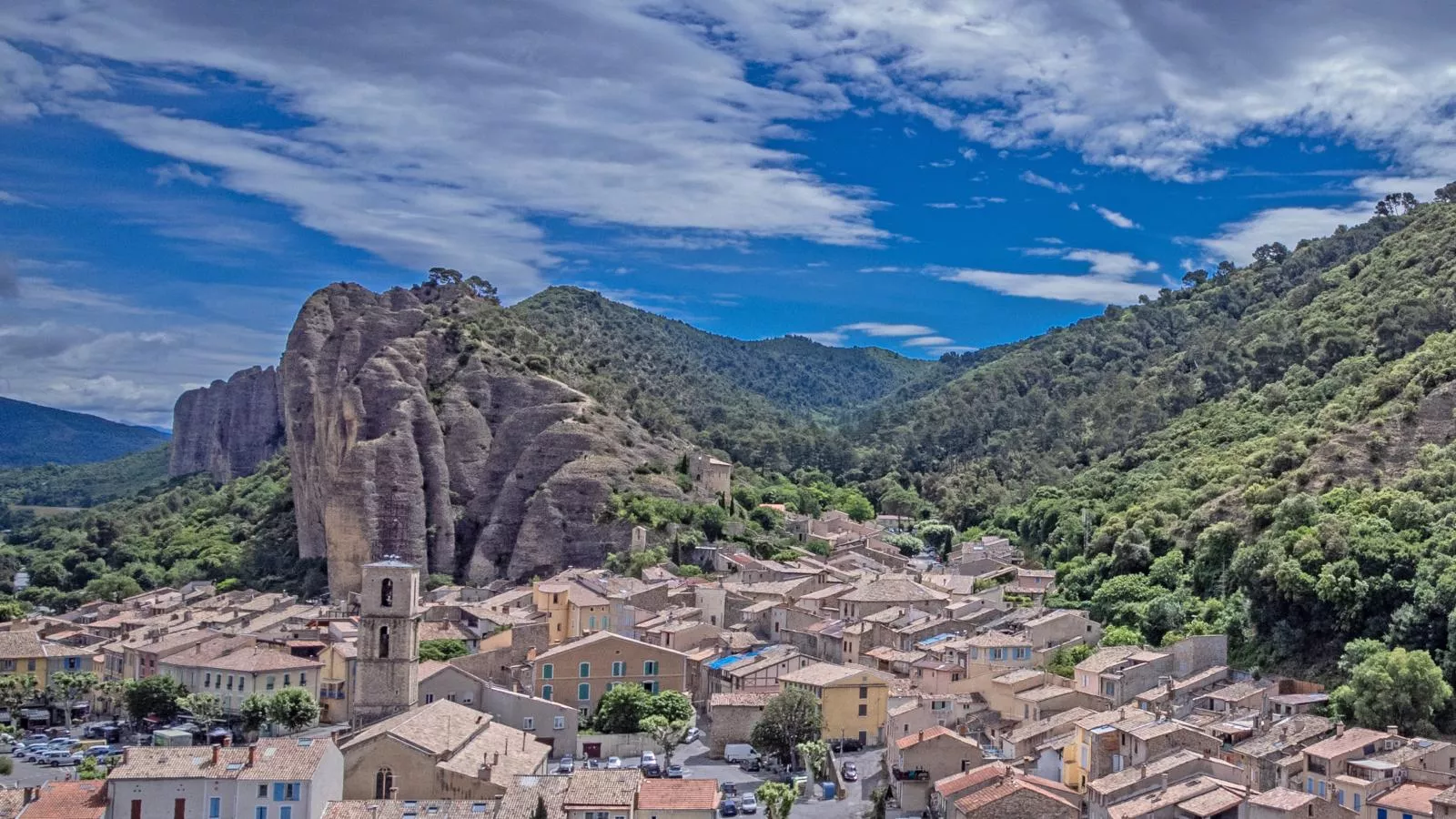 La Sarrazine-Areas summer 1km