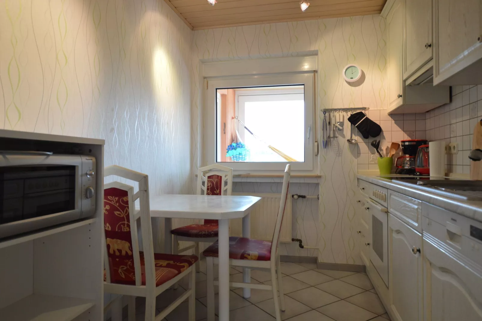 Ferienwohnung Schwebebahn-Kitchen