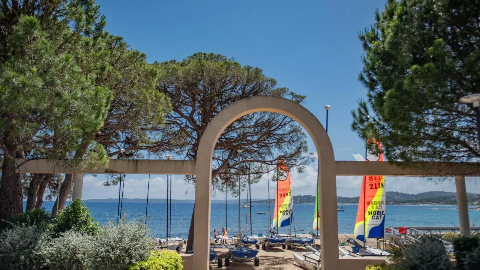 Les jardins de Trevi-Areas summer 1km
