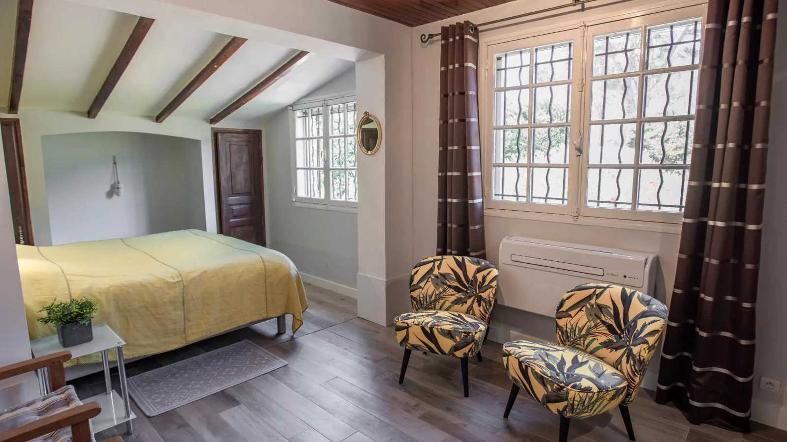 Pin Parasol-Chambre