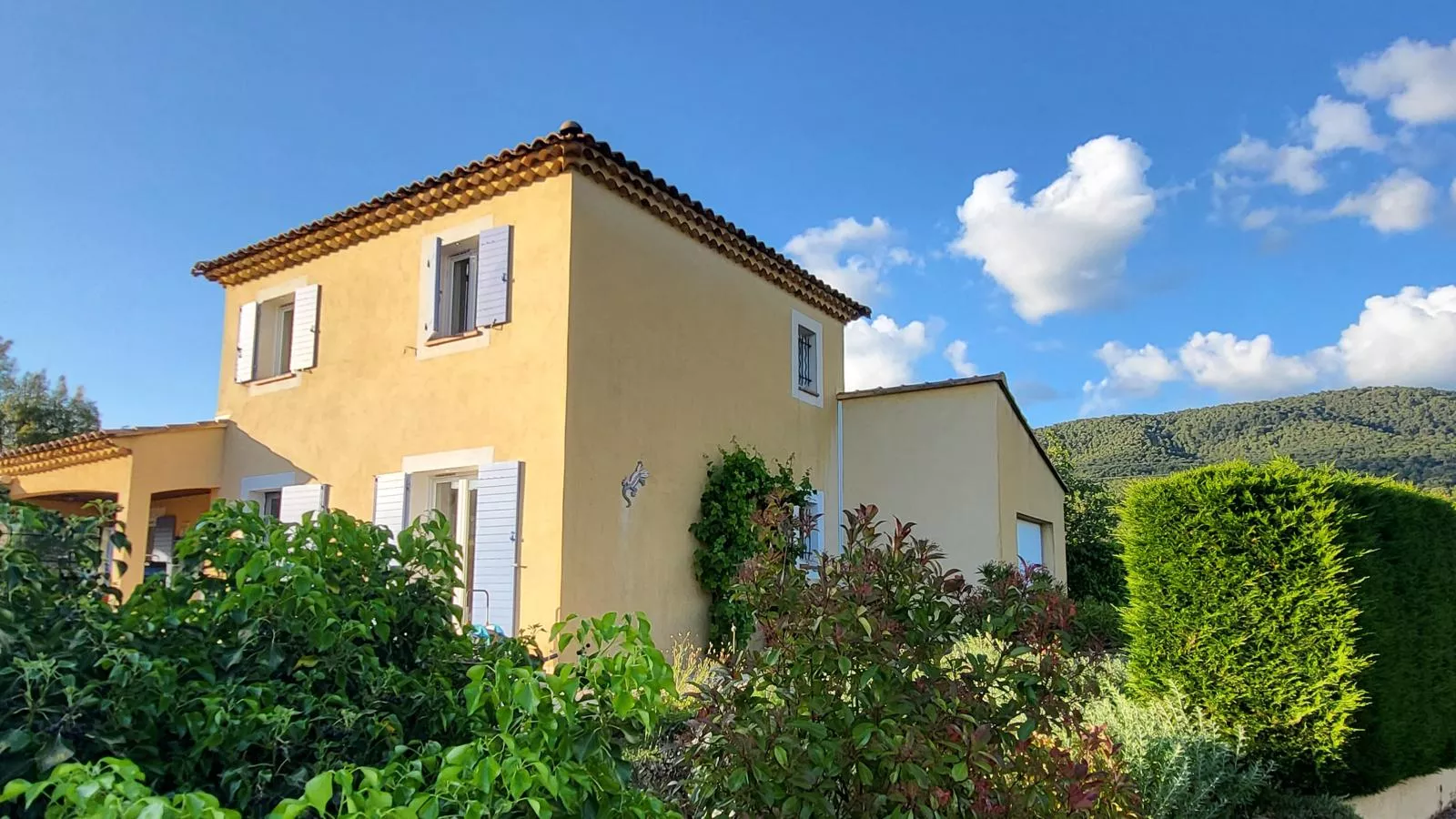 Les Burons-Exterior summer
