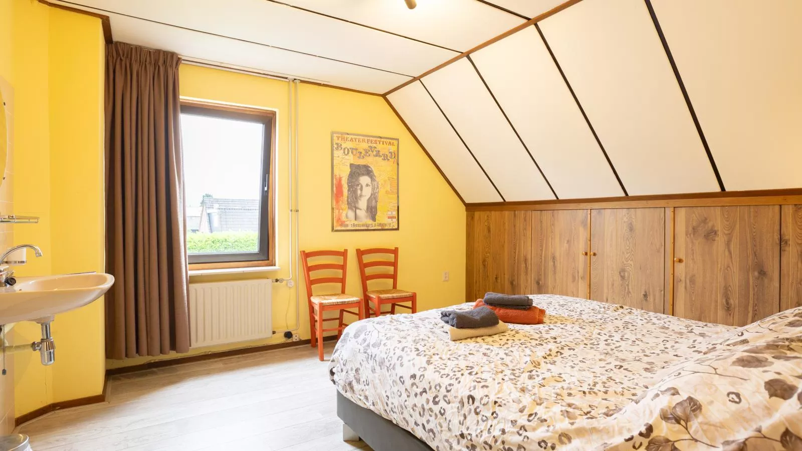 Steenenburg Zicht-Schlafzimmer