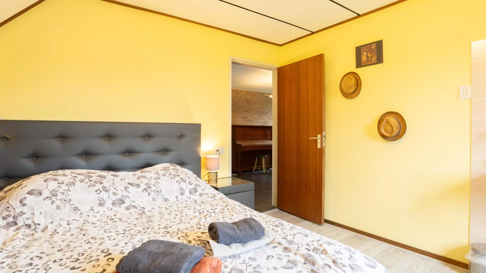 Steenenburg Zicht-Schlafzimmer