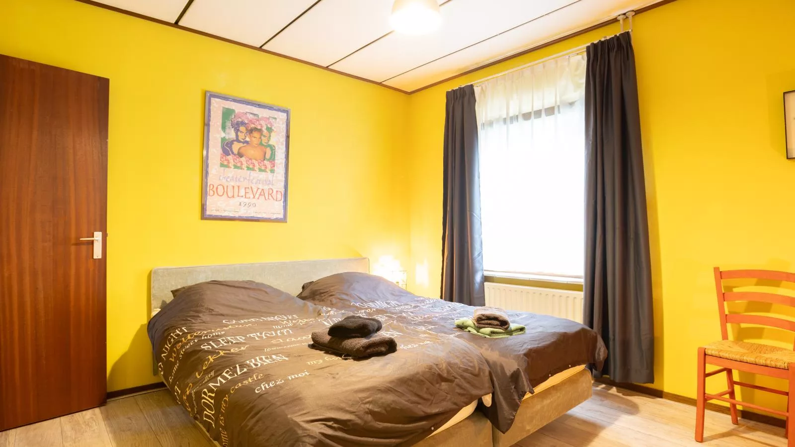Steenenburg Zicht-Schlafzimmer
