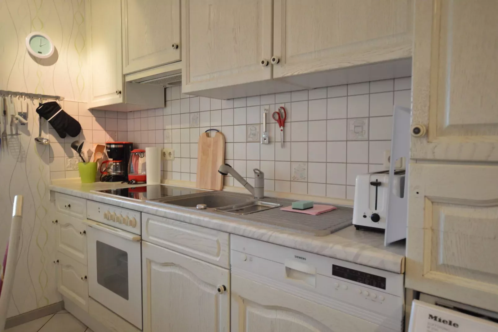 Ferienwohnung Schwebebahn-Kitchen