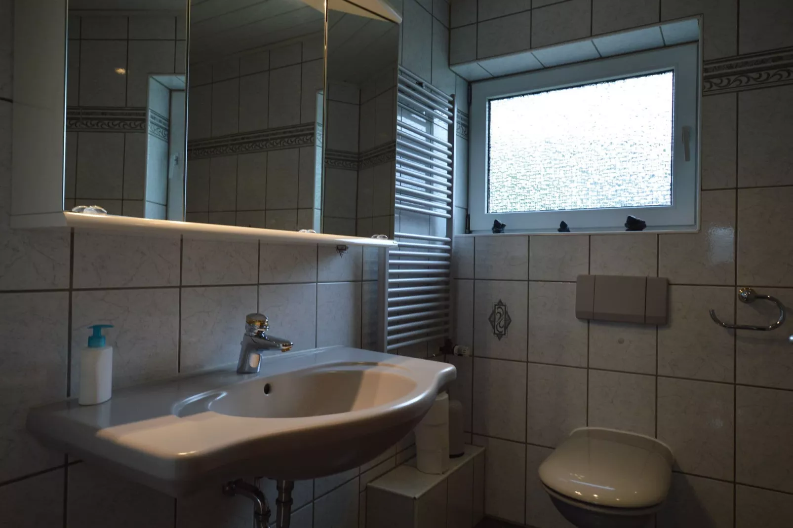 Ferienwohnung Schwebebahn-Bathroom