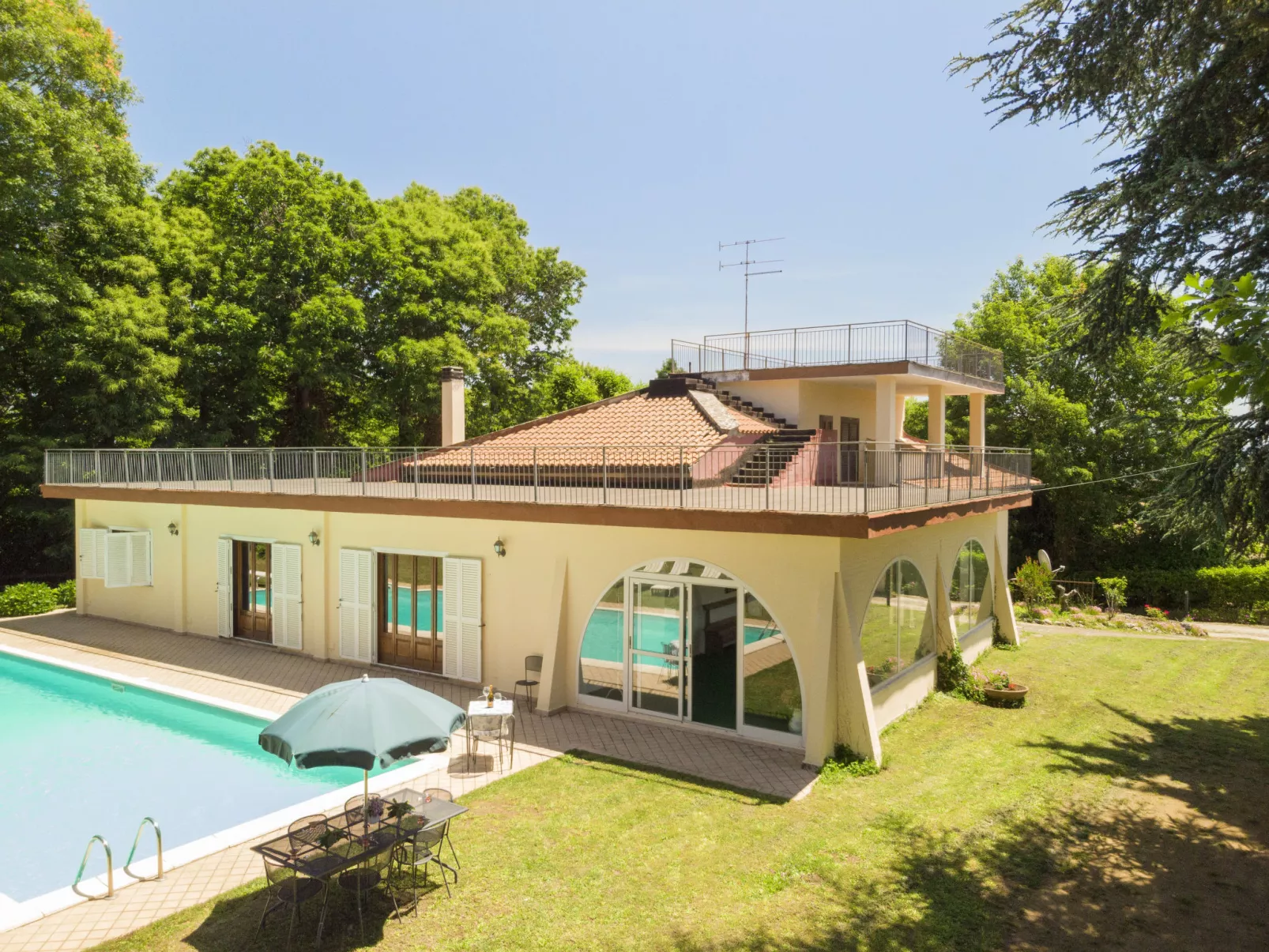 Villa Cicci-Draußen