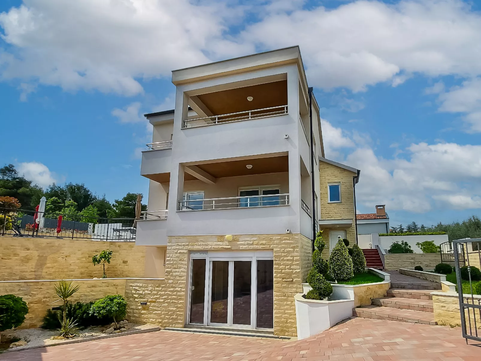 Sea Front Villa Lucija-Outside