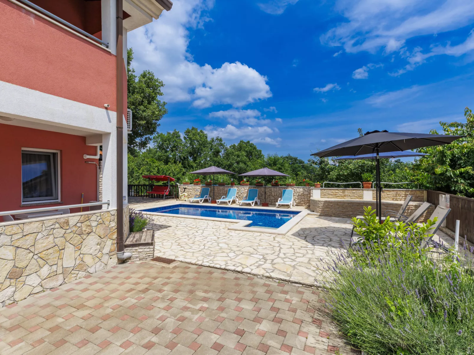 Villa Comottin-Outside