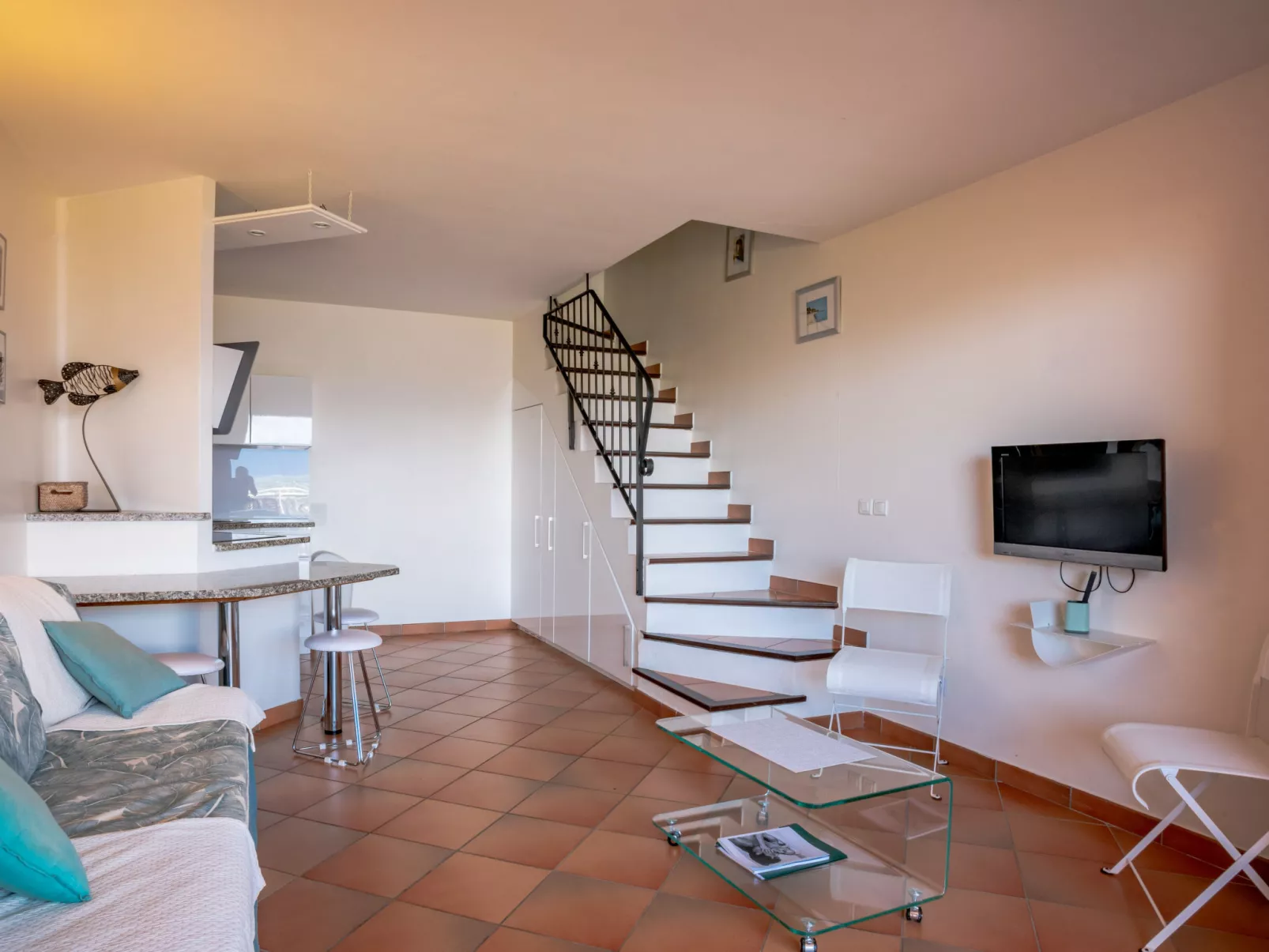 Les Hauts de Pavellone-Inside