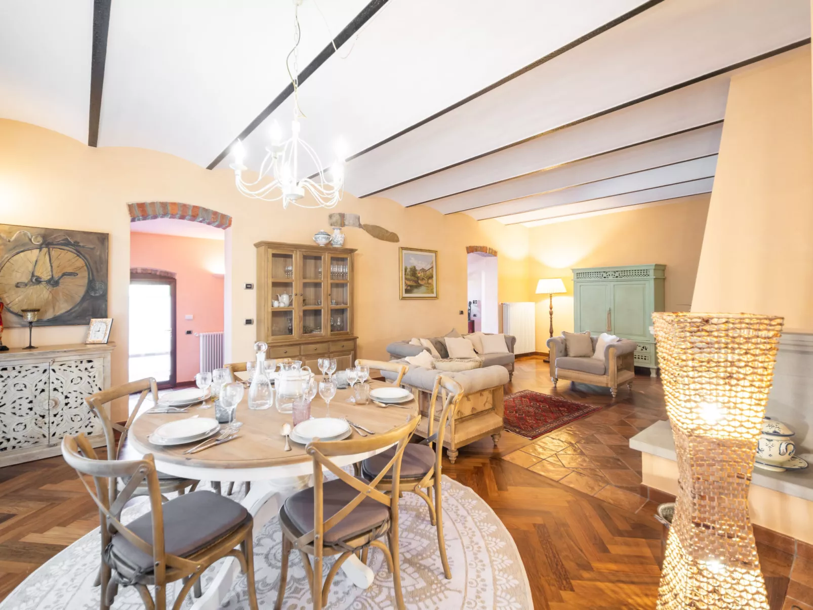 Croce-Inside