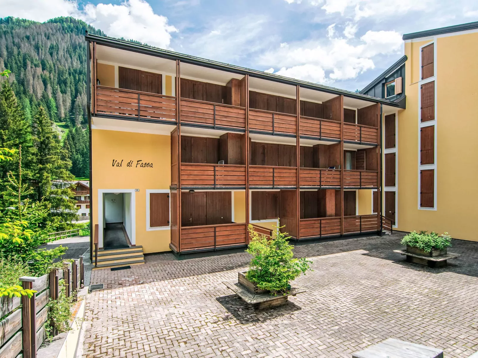 Condominio Val di Fassa-Outside