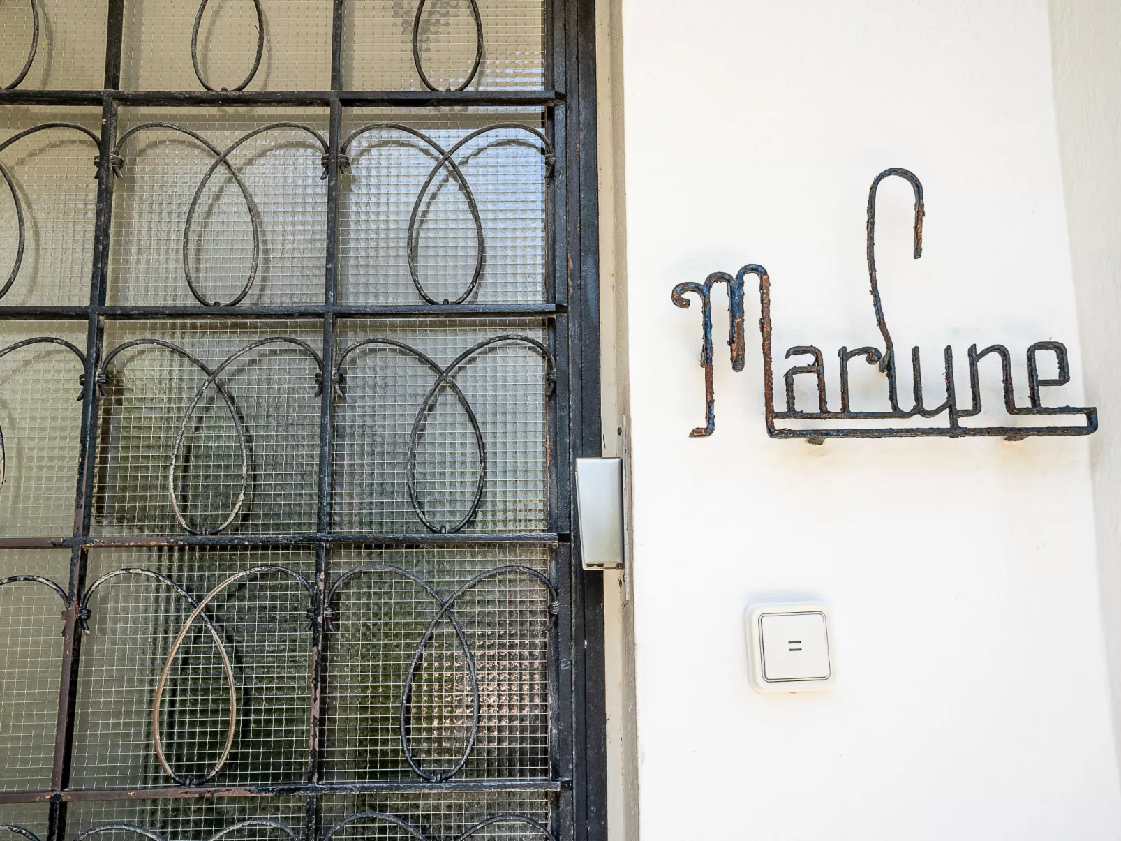 Le Marlyne 1-Outside