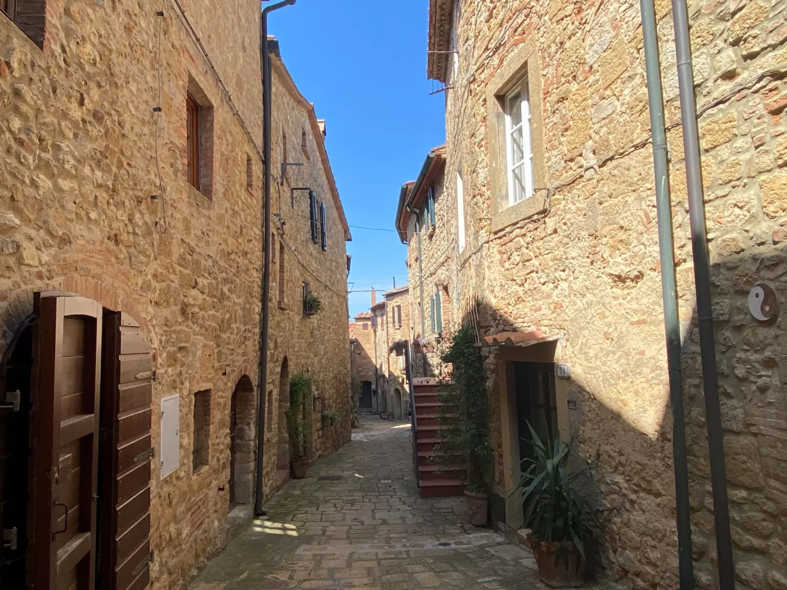 Levanelle-Area