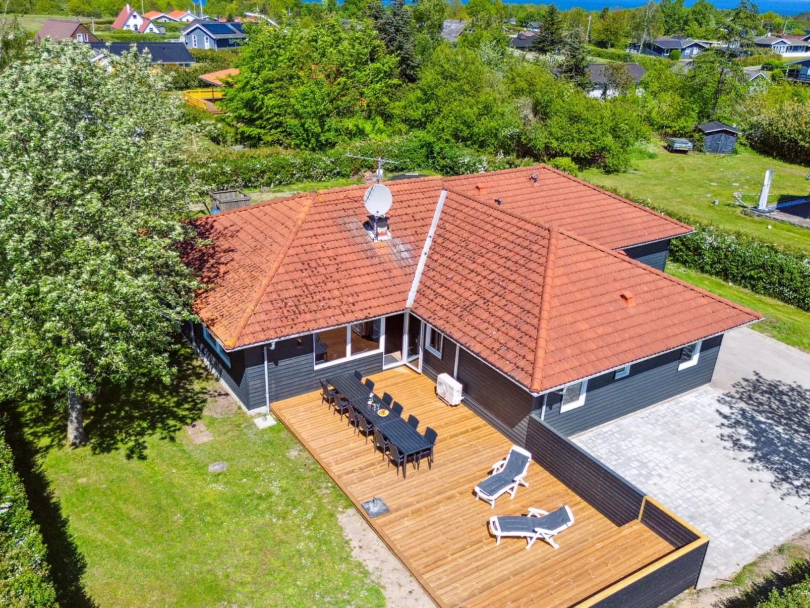 "Eunice" - 850m from the sea