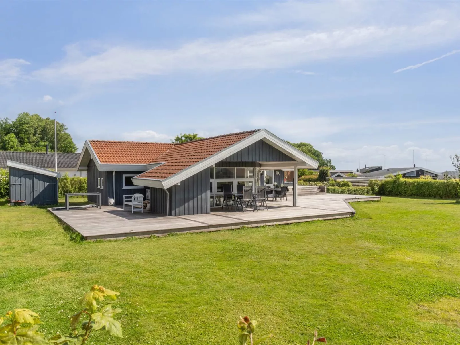 "Nahele" - 150m from the sea-Outside