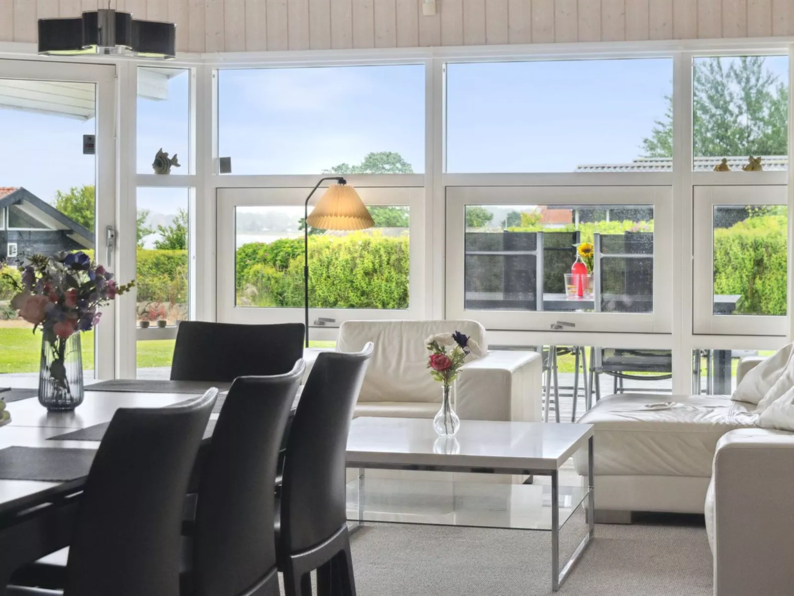 "Nahele" - 150m from the sea-Inside