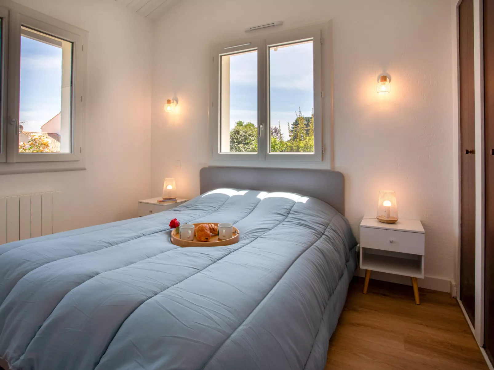 Les Pins-Inside