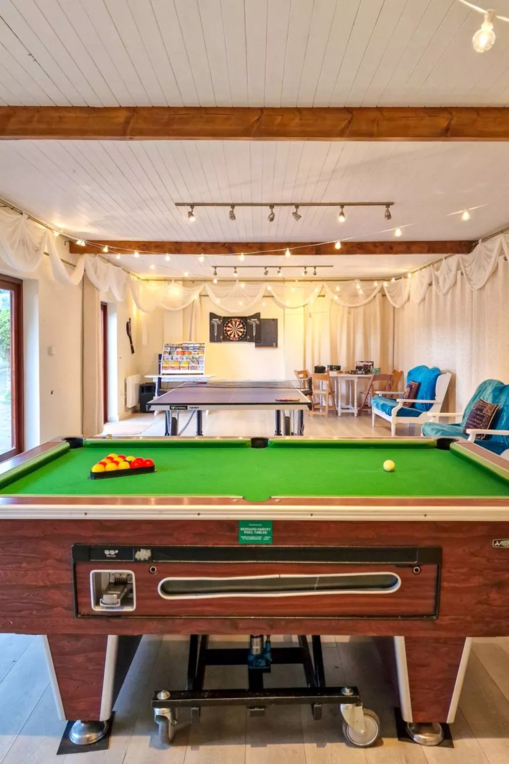 Meadowview Lodge 2-Inside