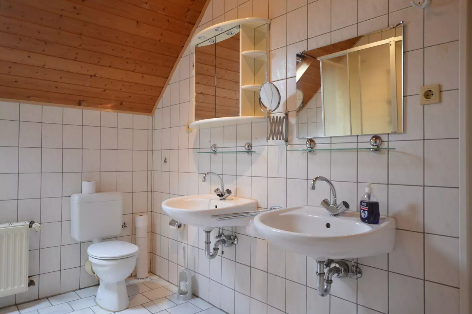 Ferienwohnung am Bauernhof-Bathroom
