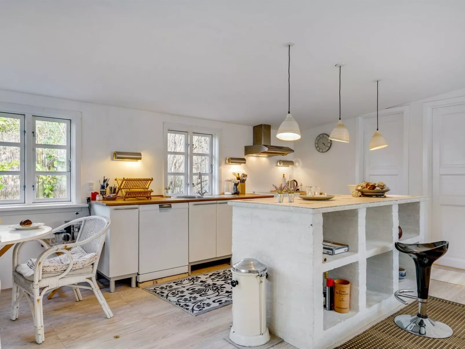 "Berngerus" - 850m from the sea-Inside